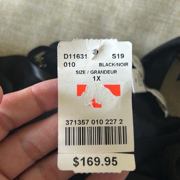 Le Chateau & Roxy Earle Colab beautiful black jumper. long waist ties, lined - Picture 11 of 11